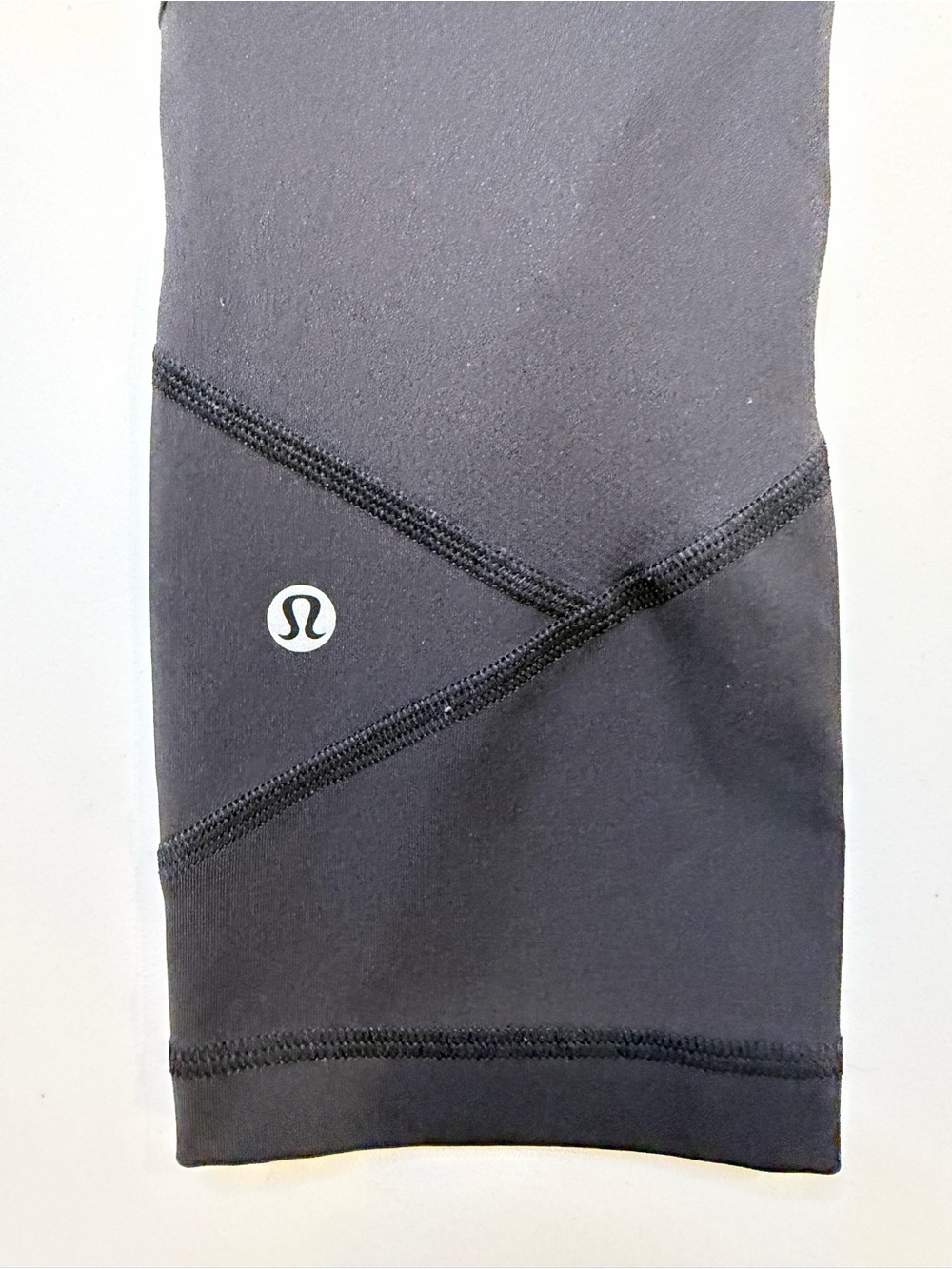Lululemon Pace Rival Crop *Full-On Luxtreme 22"
Black Size 4 - Picture 4 of 6